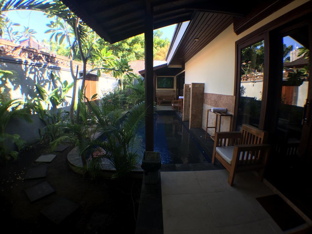 Villa Sahabat Гили Траванган Экстерьер фото